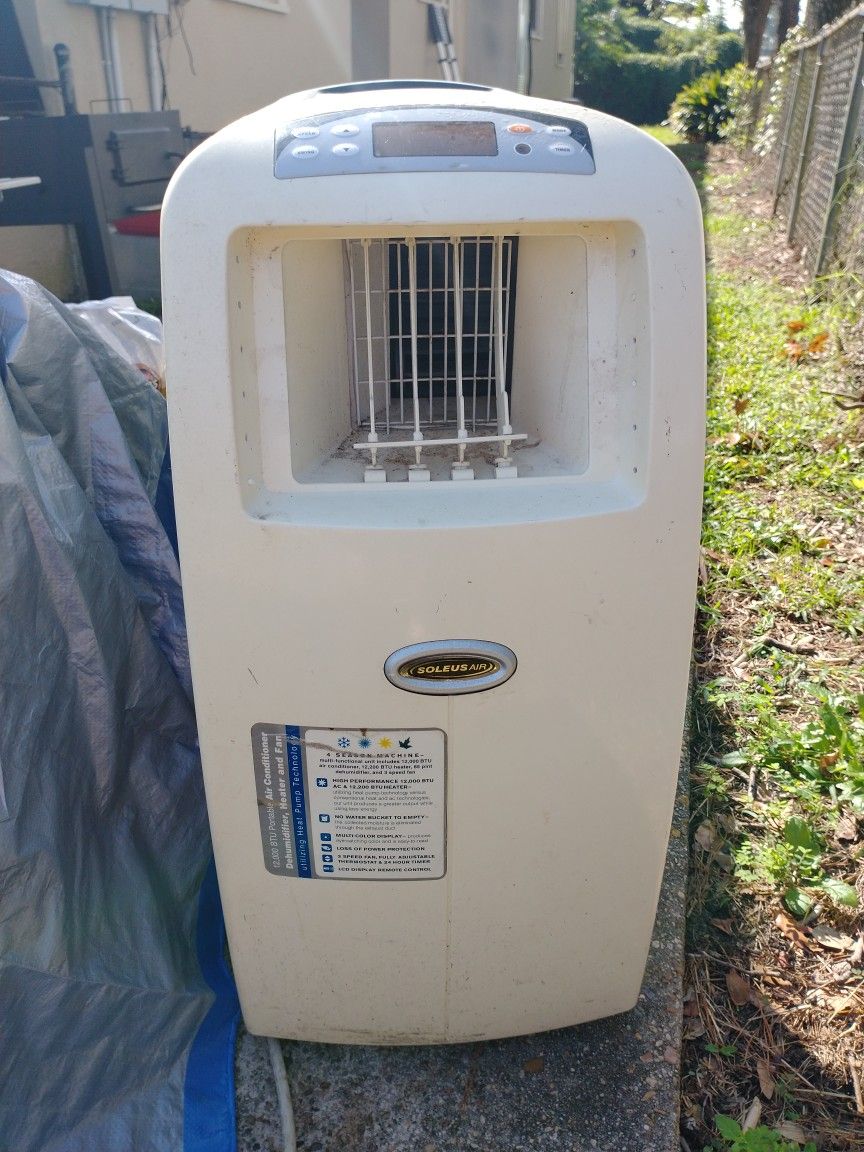 Soleus Portable Ac, Dehumidifier, Heater And Fan