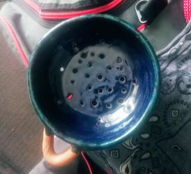 Beautiful hand-crafted Studio Pottery Strainer Bowl Thumbnail