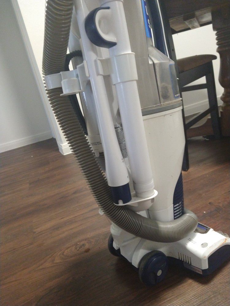 Shark Vacuum Cleaner ( Works Perfectly| No Problem )