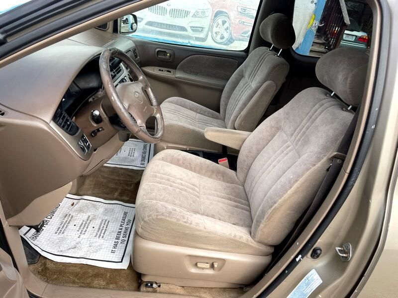 2001 Toyota Sienna