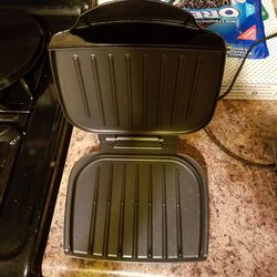 Black and Decker Personal Grill Thumbnail