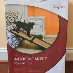 Gen7Pets Indoor Carpet Mini Ramp for Dogs, 42" L X 16" W X 1.5" H

 Thumbnail