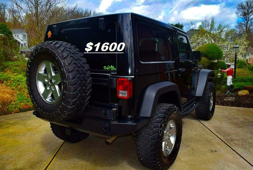 Nice Color Black /🖤/ 2010 Jeep Wrangler SUV 2Door.