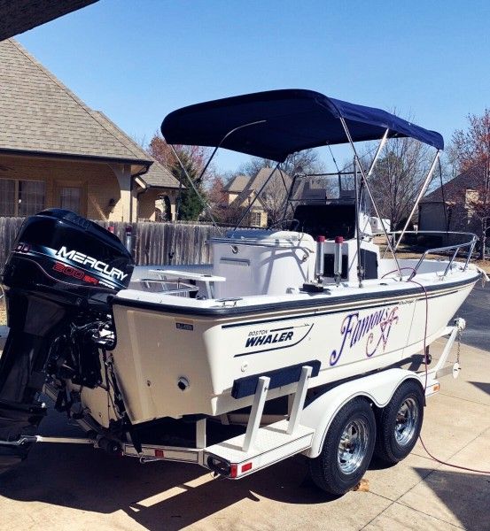 1996 Boston Whaler Outrage 19