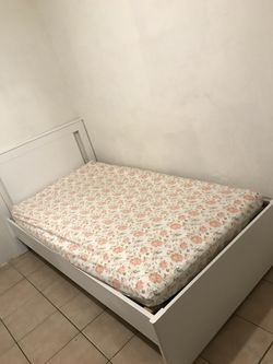Ikea Esand Twin Bed Almost New For, Twin Xl Bed Frame Ikea