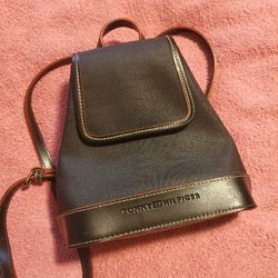 Tommy Hilfiger small backpack purse Thumbnail
