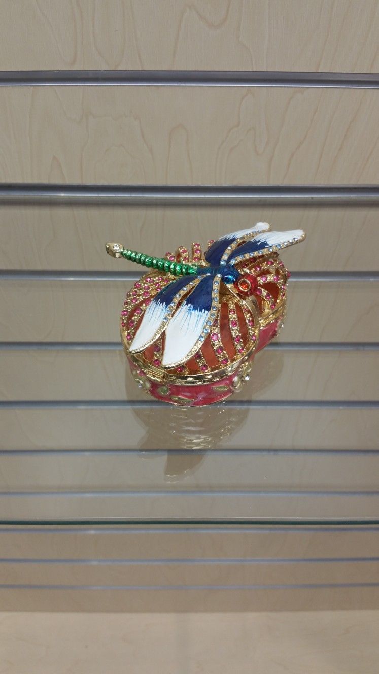 Jeweled DragonFly figurine / trinket - $29.99 ( NEW )