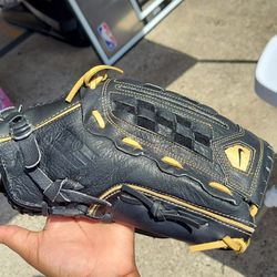 Nike Diamond Elite Edge Baseball Glove (Fits Right Hand) Thumbnail