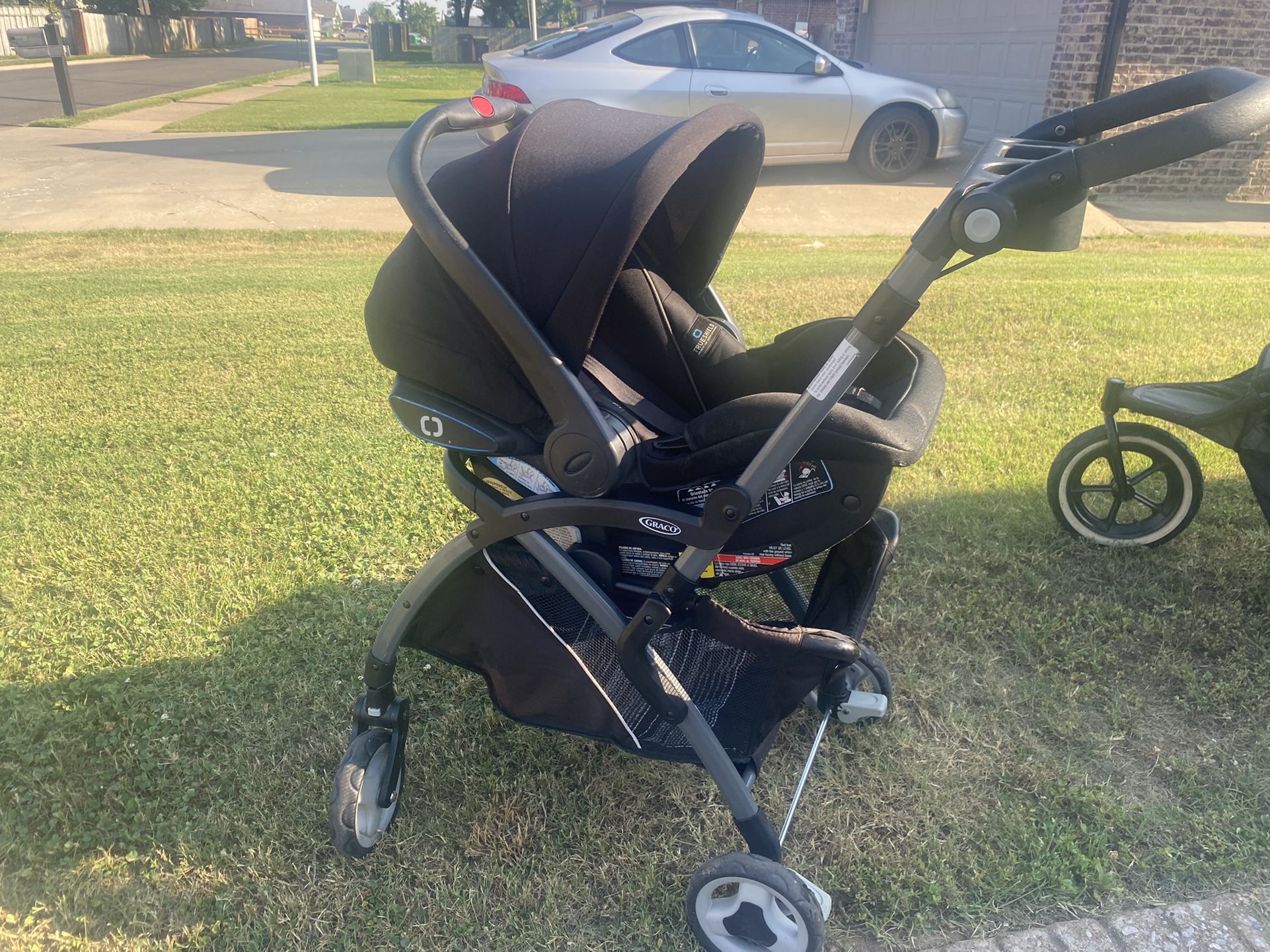 Baby Greco Stroller/ Car Seat 