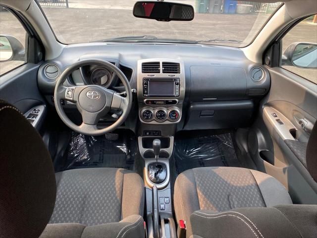 2013 Scion xD