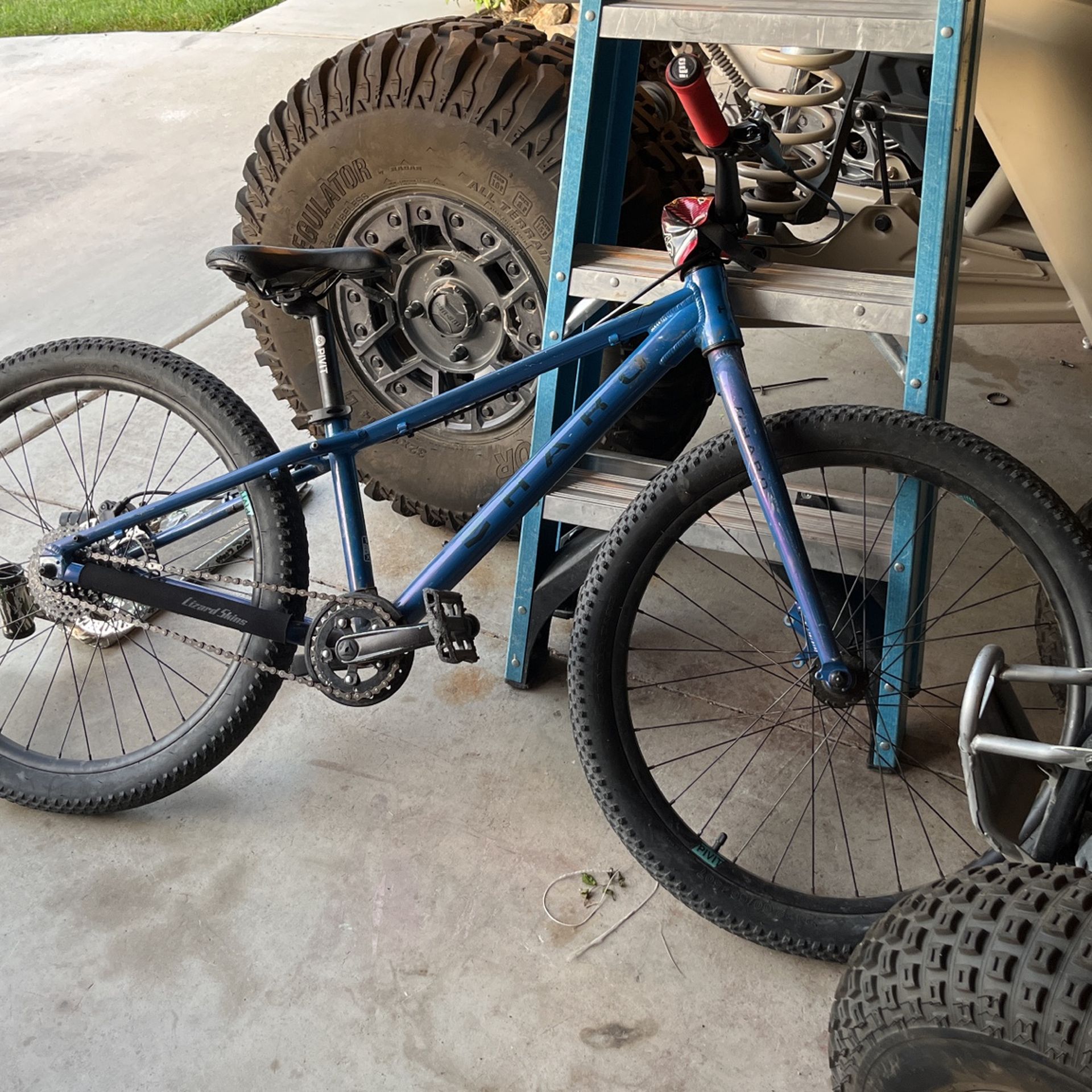 Haro dirt jumper 24 inch for Sale in Oak Glen, CA OfferUp