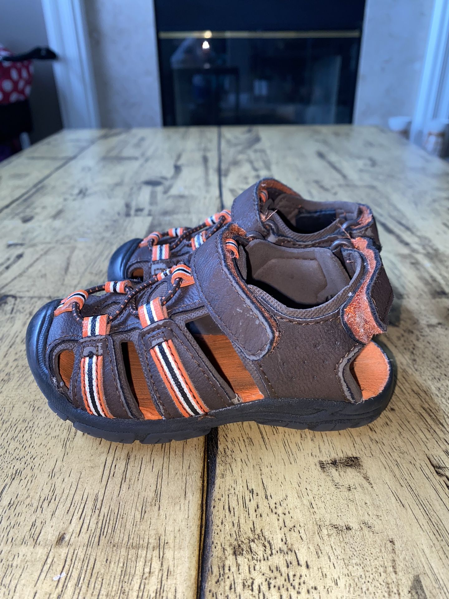 Cat & Jack Toddler Size 7 Sandals