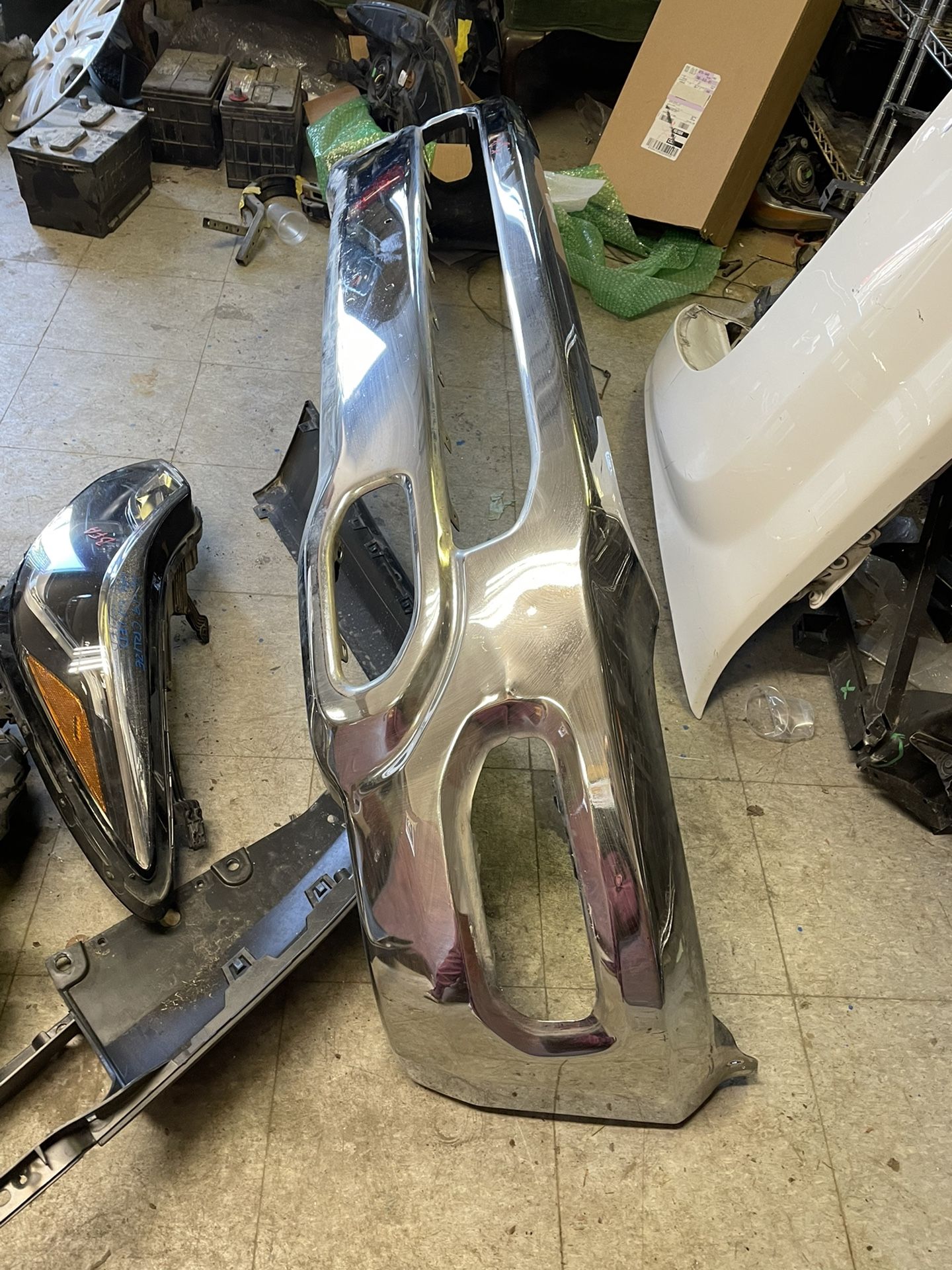 2019-2020 GMC SIERRA 1500 FRONT BUMPER