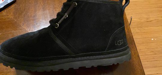 Size 9 Black UGG Boots Thumbnail