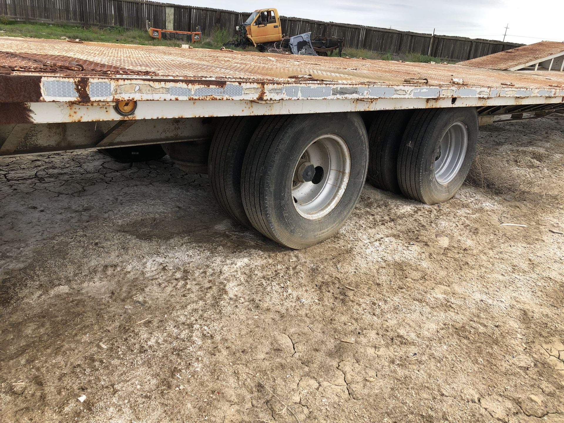 car / equipment trailer