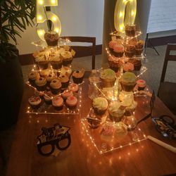Acrylic Cupcake Stands with Lights Thumbnail