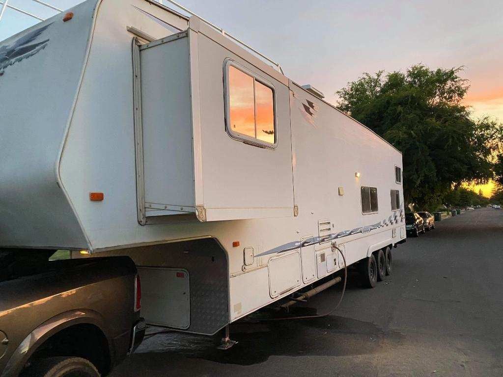 Toy Hauler Weekend Warrior