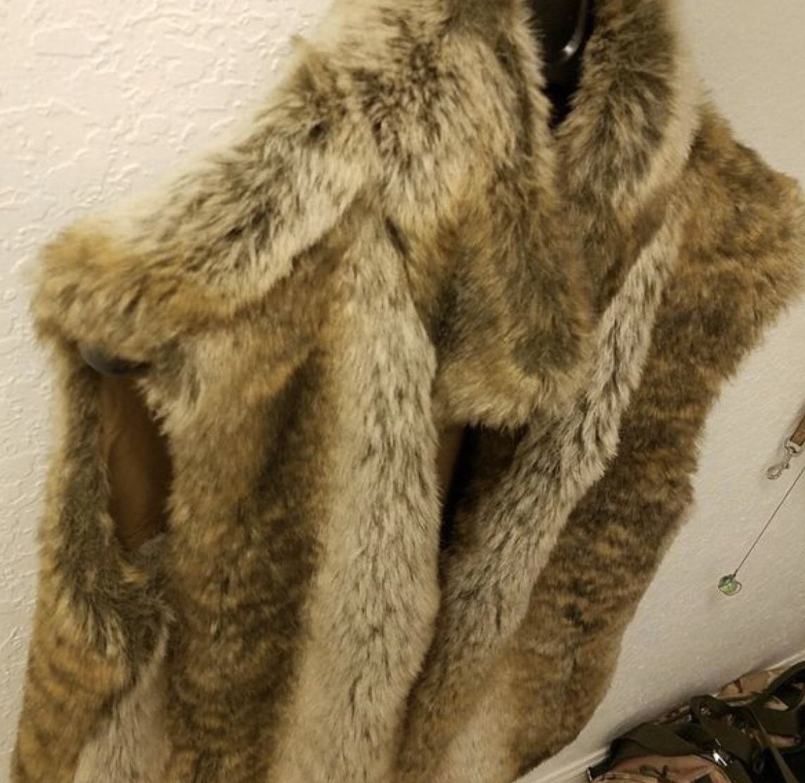 Fur vest