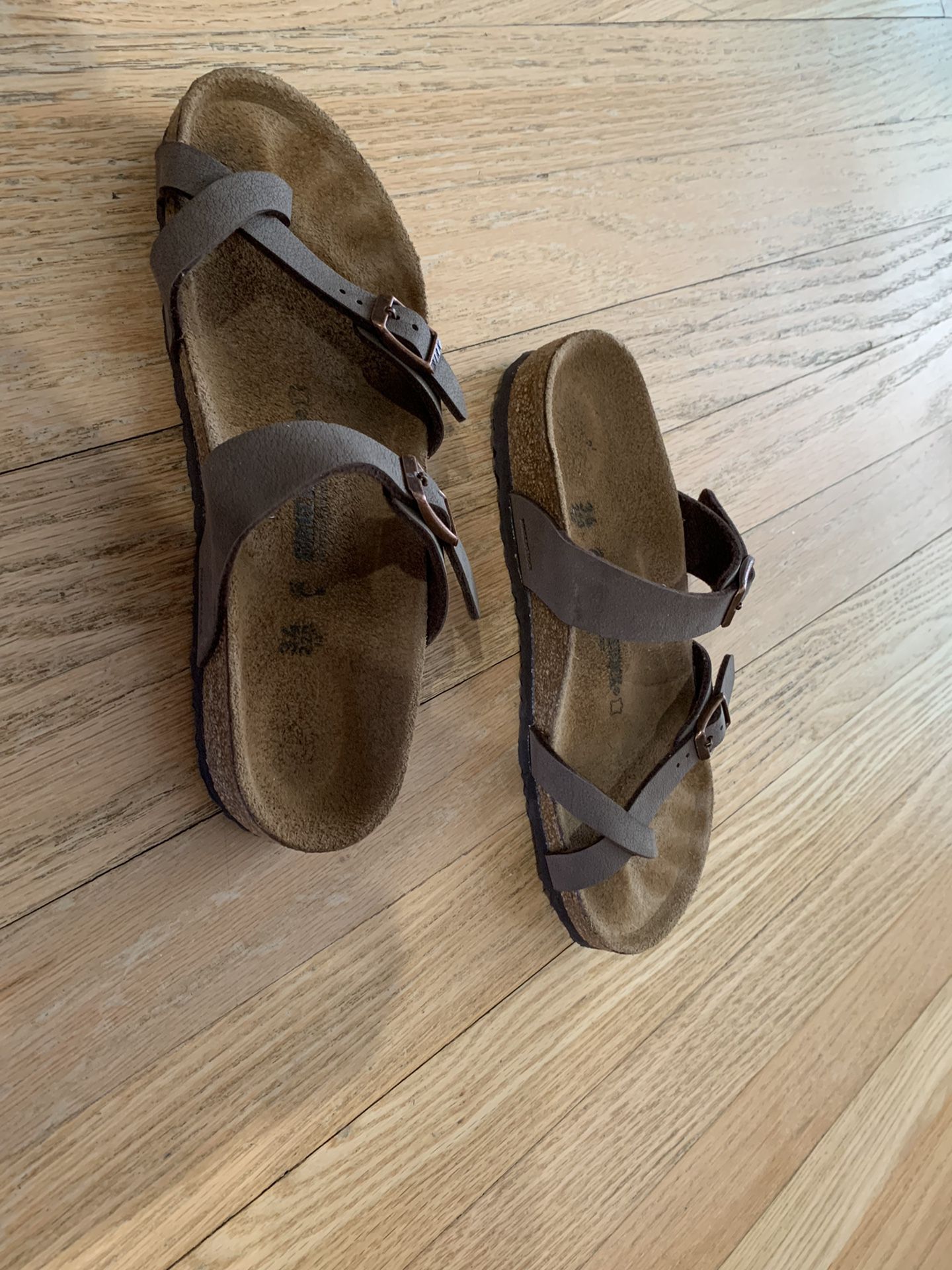 Birkenstock Sandals Girls Size 36