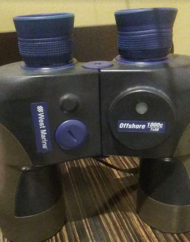West Marine Offshore 1000c 7x50 Binoculars for Sale in Newport Beach