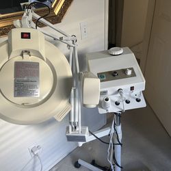 HIGH FREQUENCY & OZONE FACIAL STEAMER W/ MAGNIFYING LAMP Thumbnail