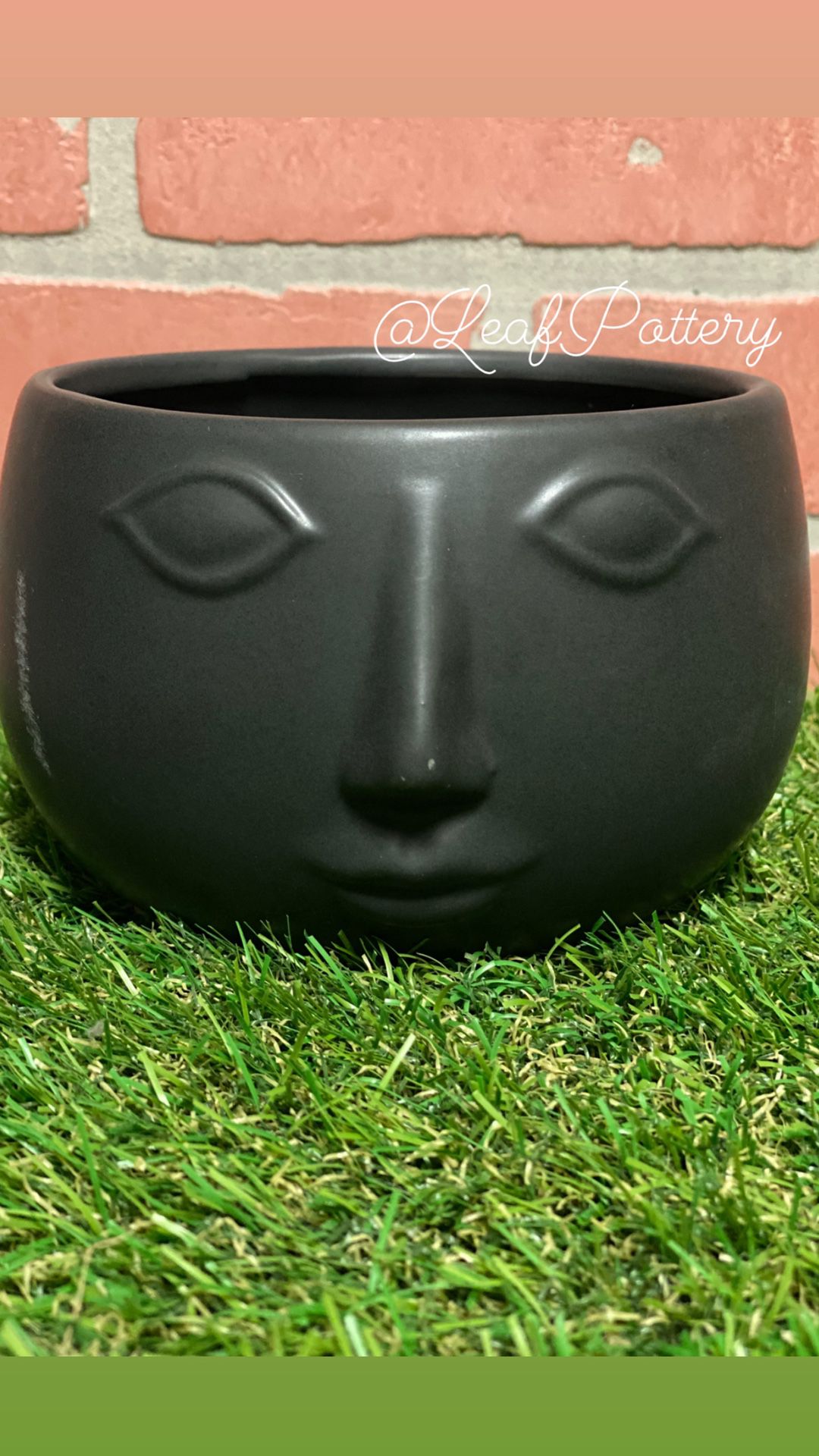Lowy Ceramic Planter Pot 