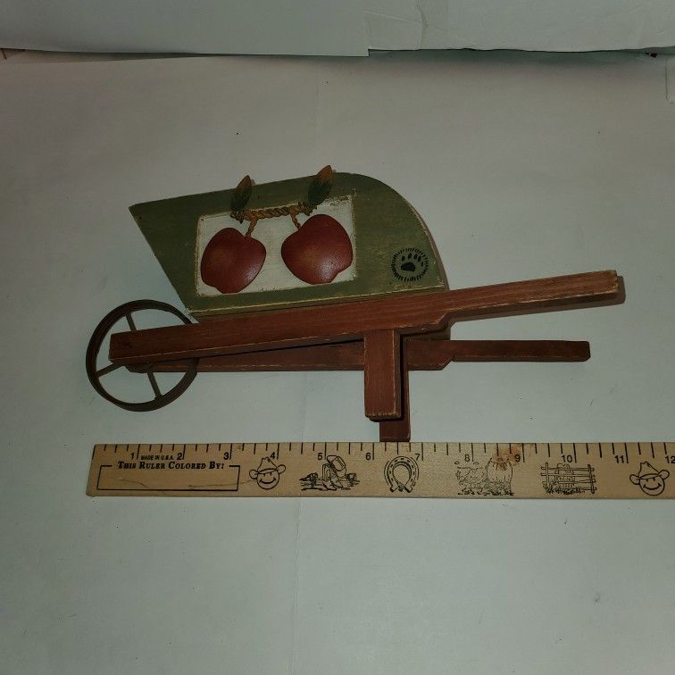 BOYD'S BEAR WOODEN WHEELBARROW