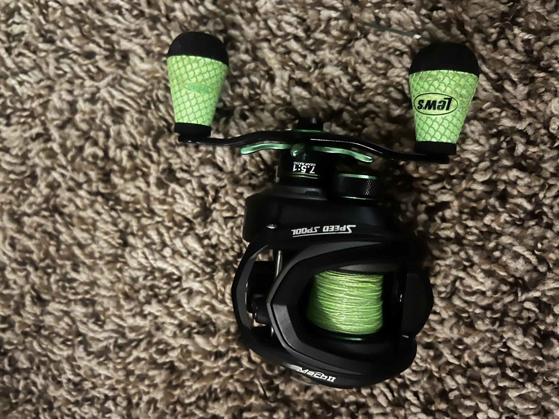 Lews Mach 2