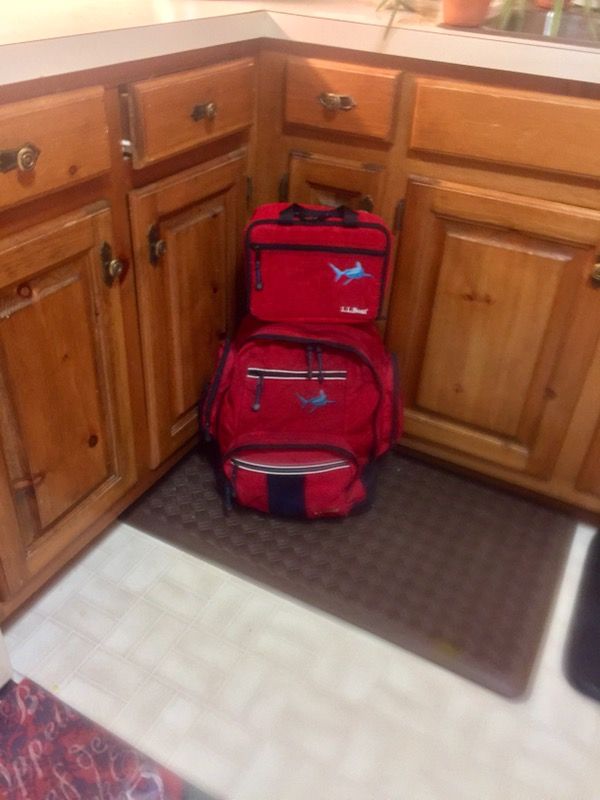 LL BEAN ROLLING BACKPACK SET LED WHEELS