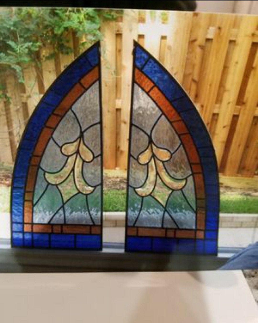 Stained glass (3 pieces)