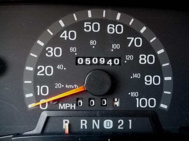 2001 Ford Econoline Cargo Van