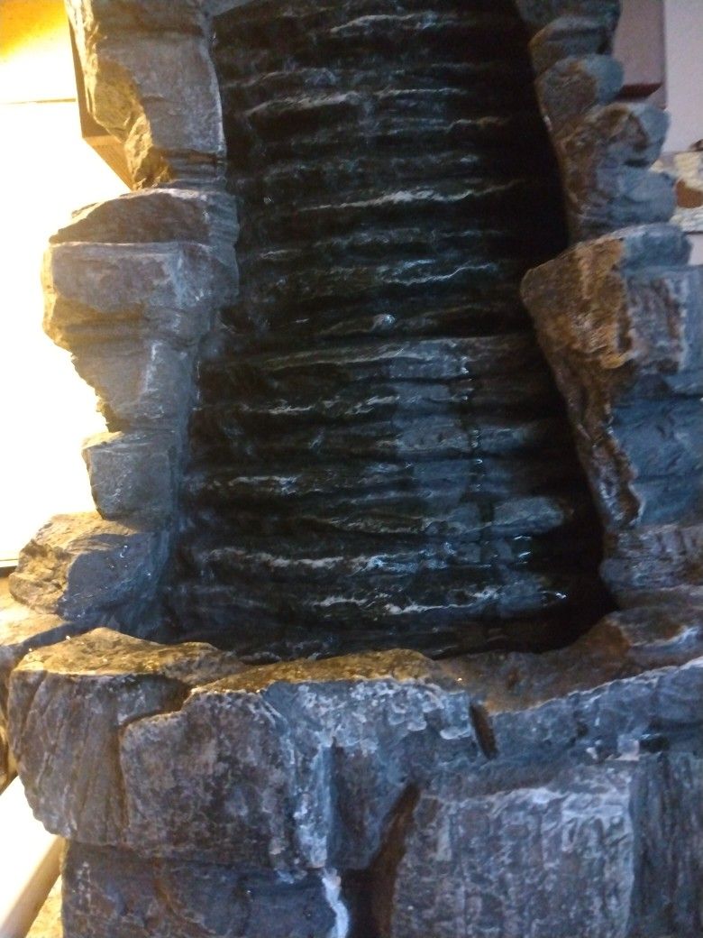 Water Rock Fountain