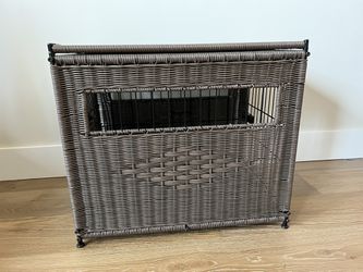BRAND NEW luxury dog crate Thumbnail
