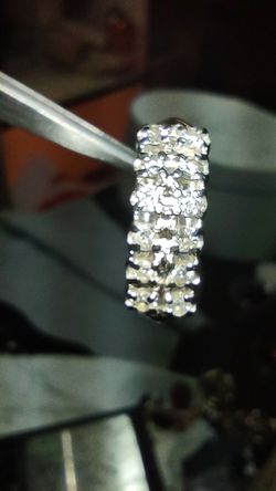 14k White Gold Diamond Ring Thumbnail