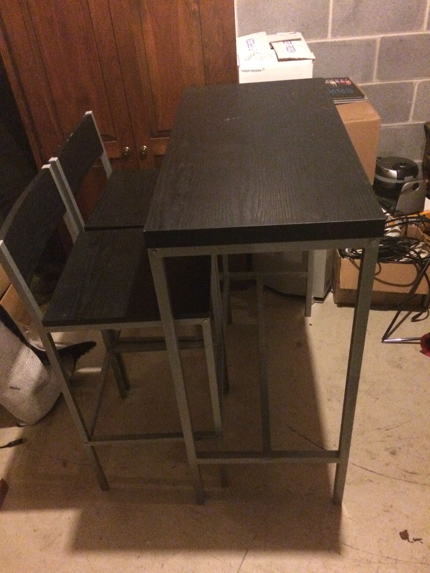 2 person kitchen table