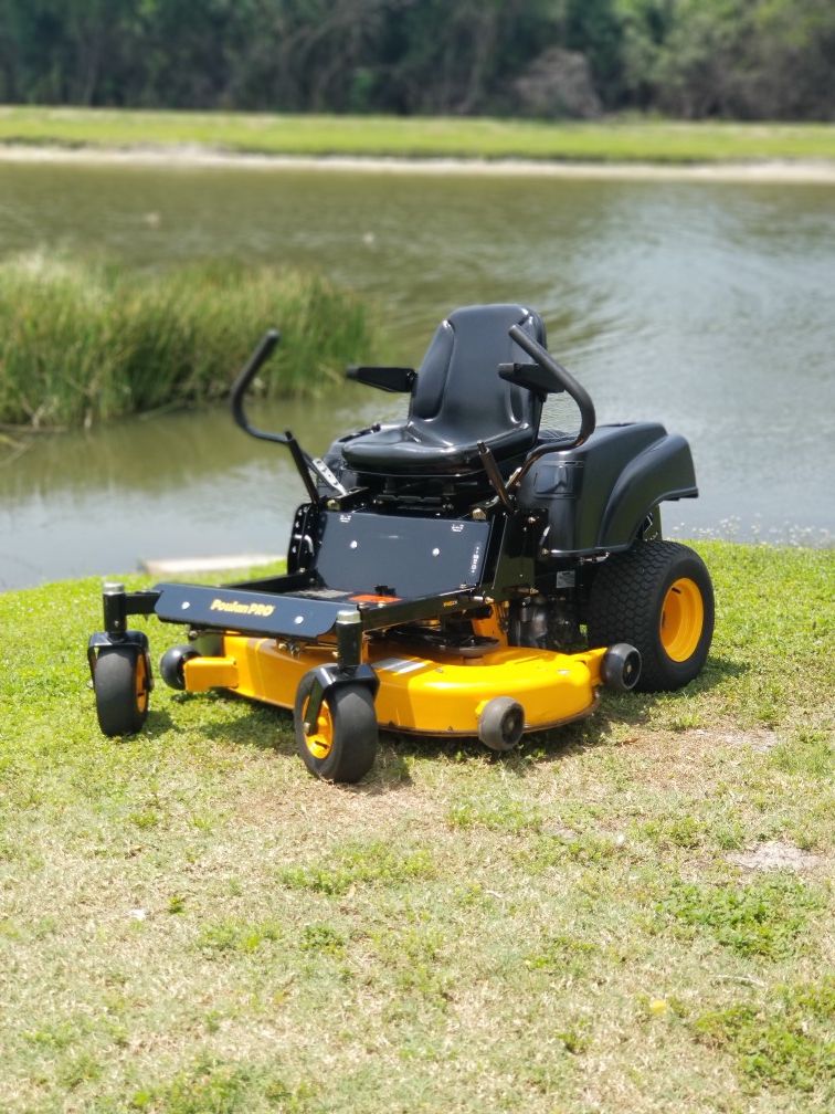 Poulan PRO P46ZX 46 in. 22 HP Gas Zero Turn Riding Mower. Great