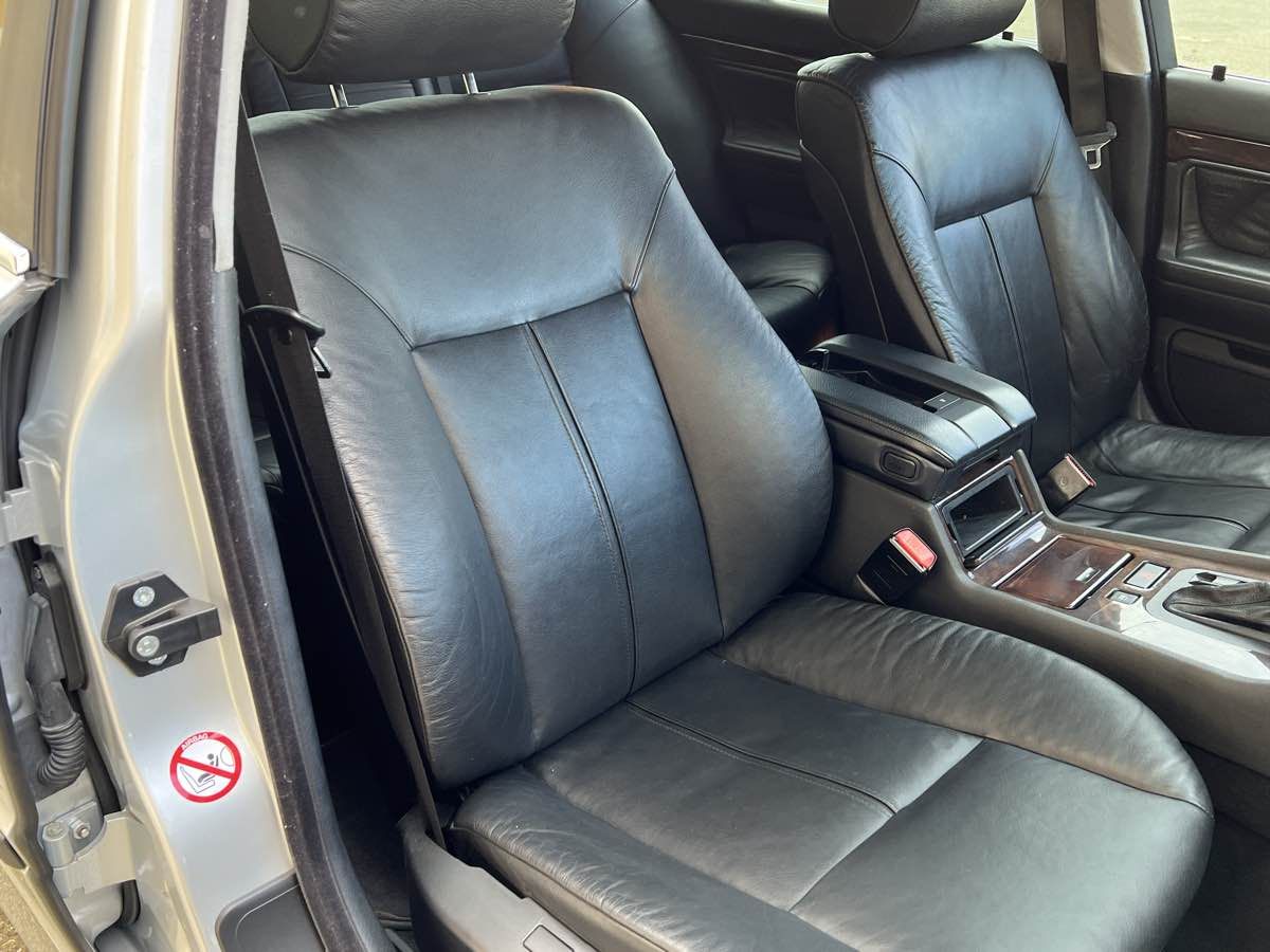 2001 BMW 7 Series