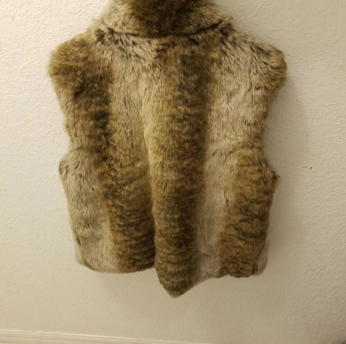 Fur vest