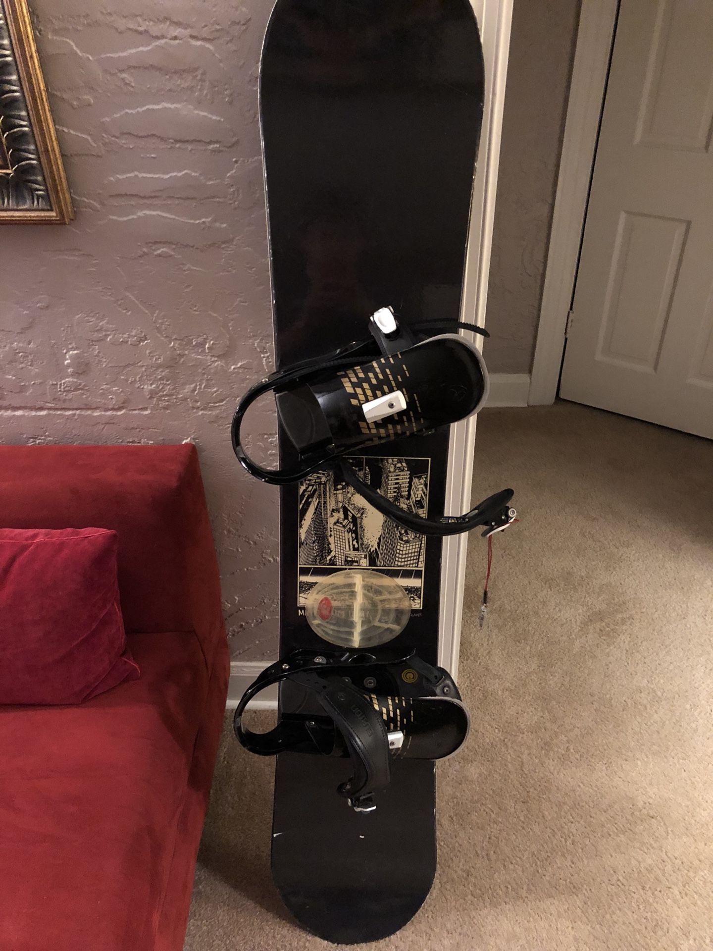 SNOWBOARD
