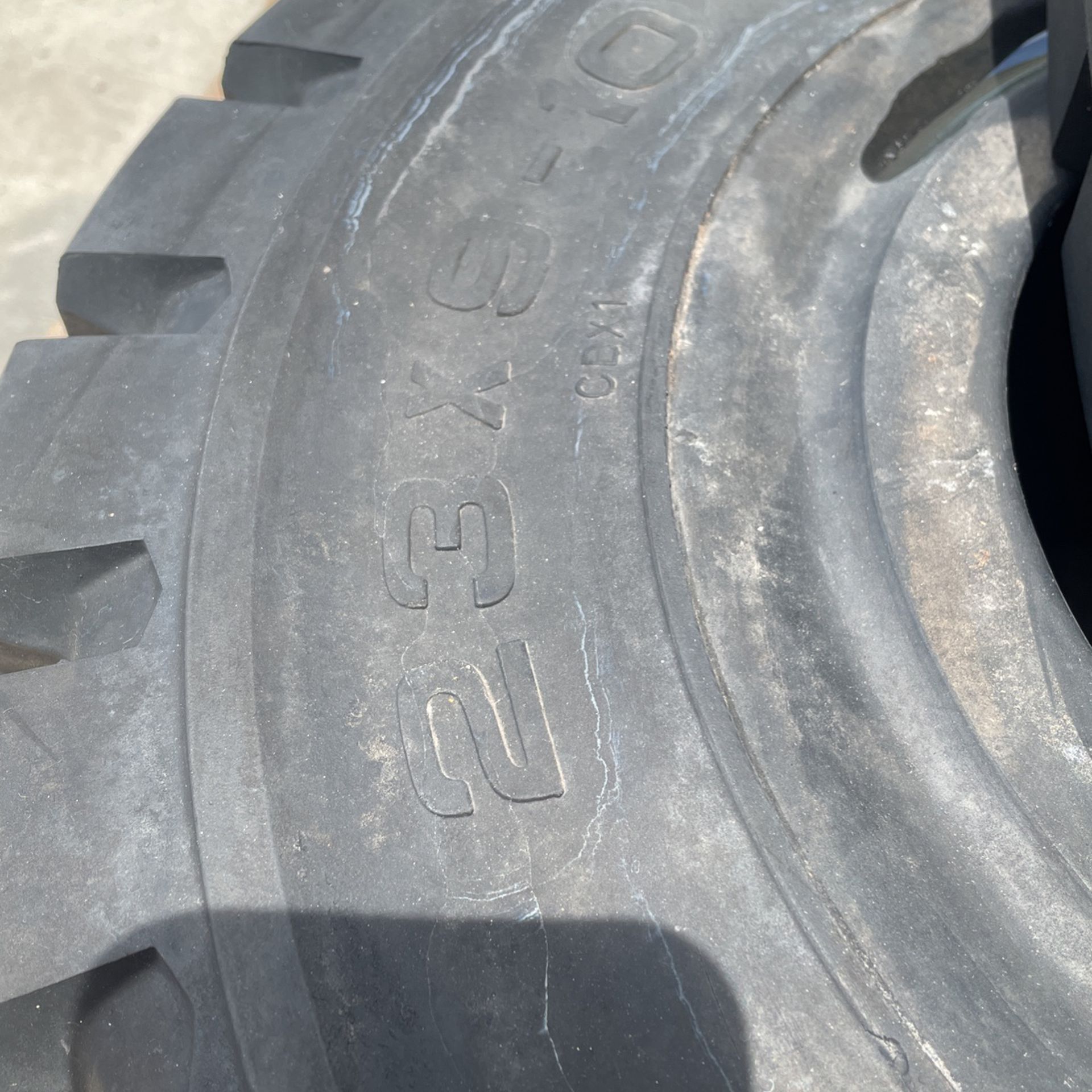 Forklift Tires 23x9-10 All-Pro HP