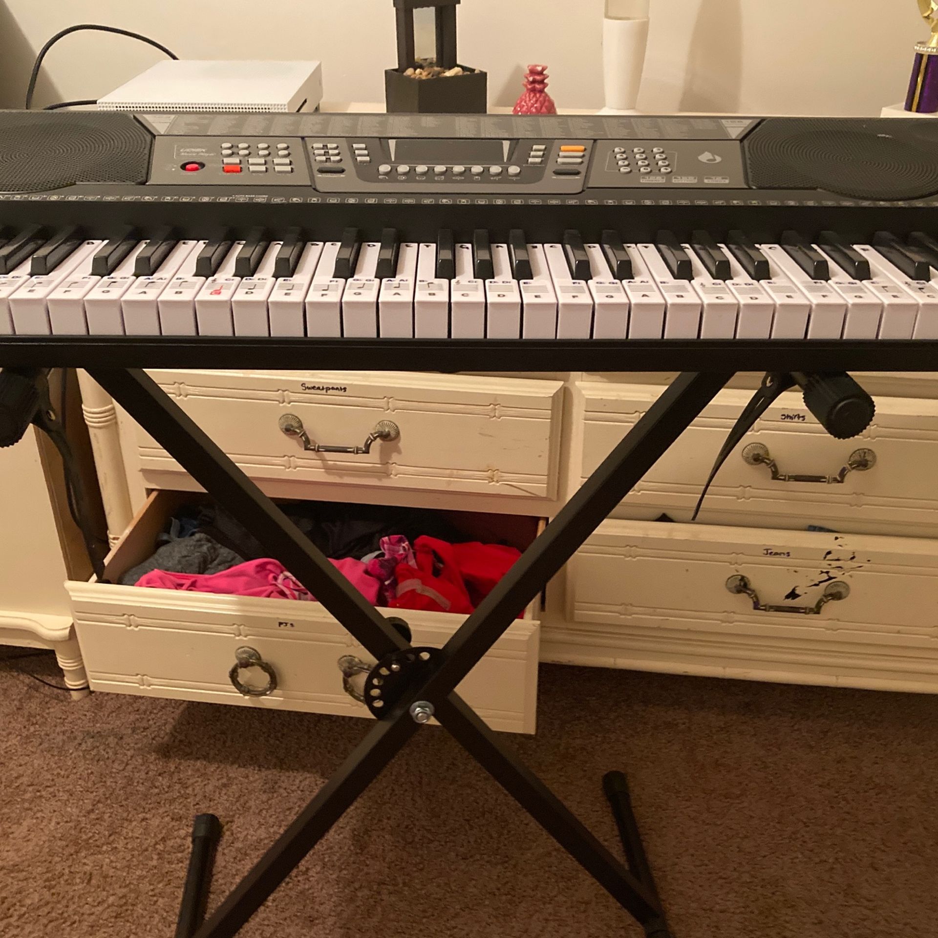 electric Piano for 130 bucks with stand.