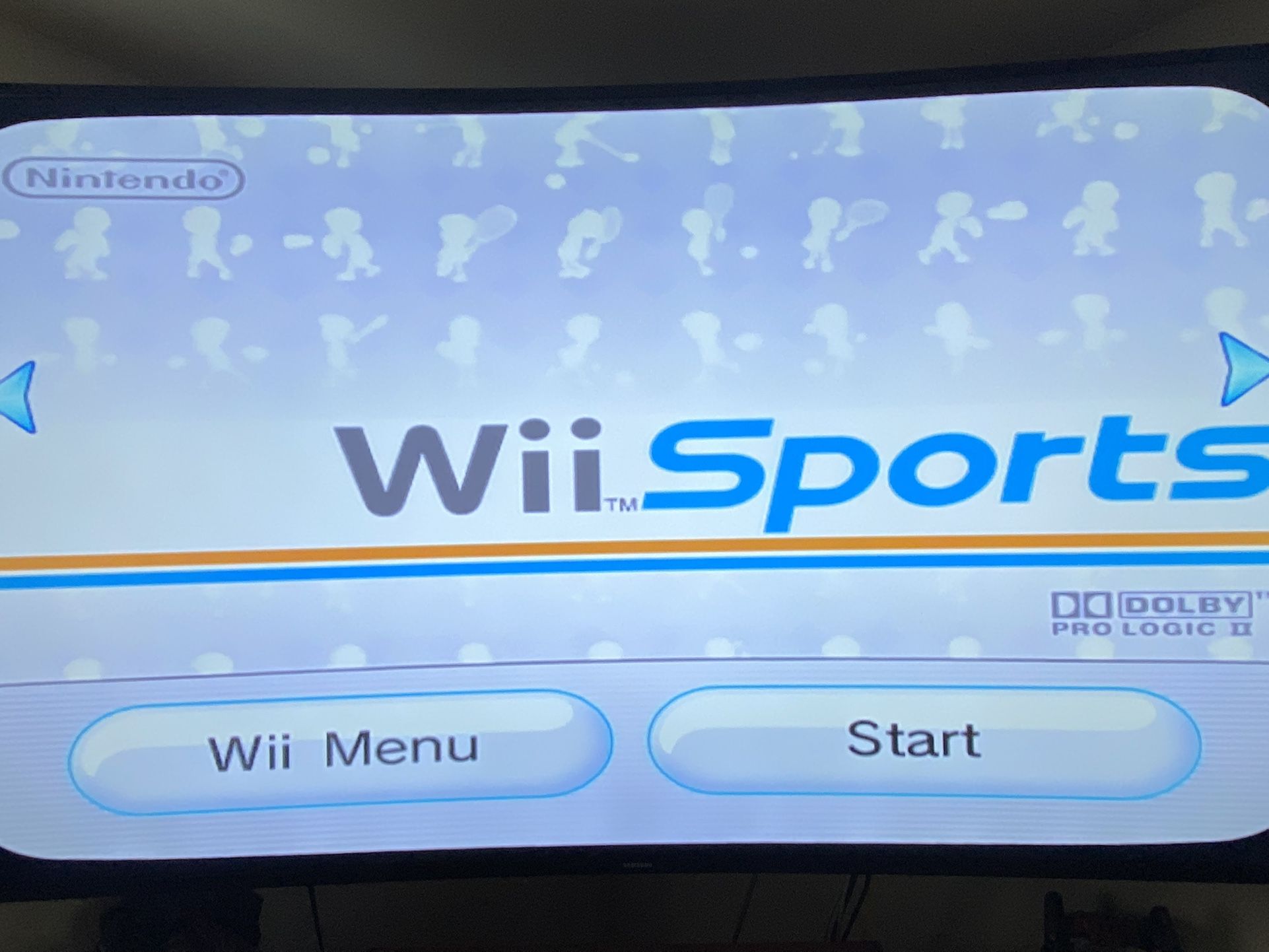 Nintendo Wii With Hook Ups And Game!