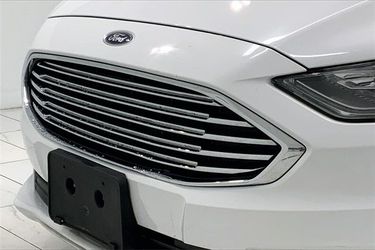 2017 Ford Fusion Thumbnail