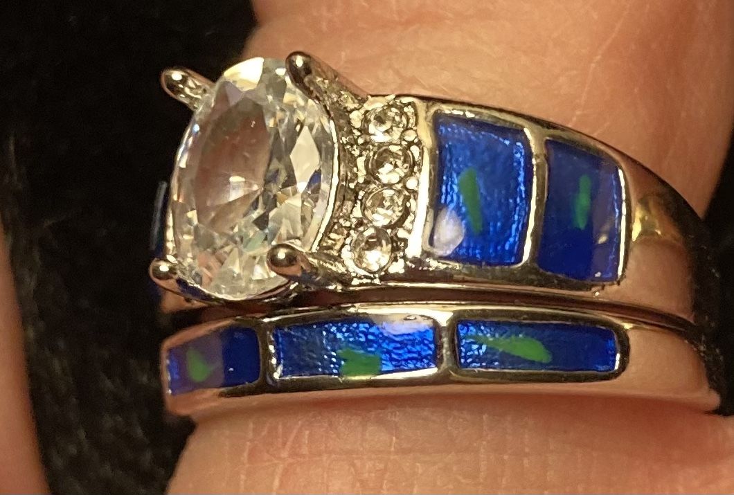 Size 6 2piece Ring Set