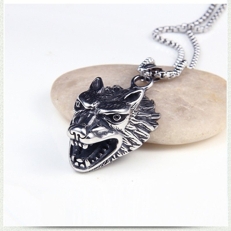 "Hip Hop Hollow Retro Trendy Wolf Head Pendant necklace for women/men, N90201P202