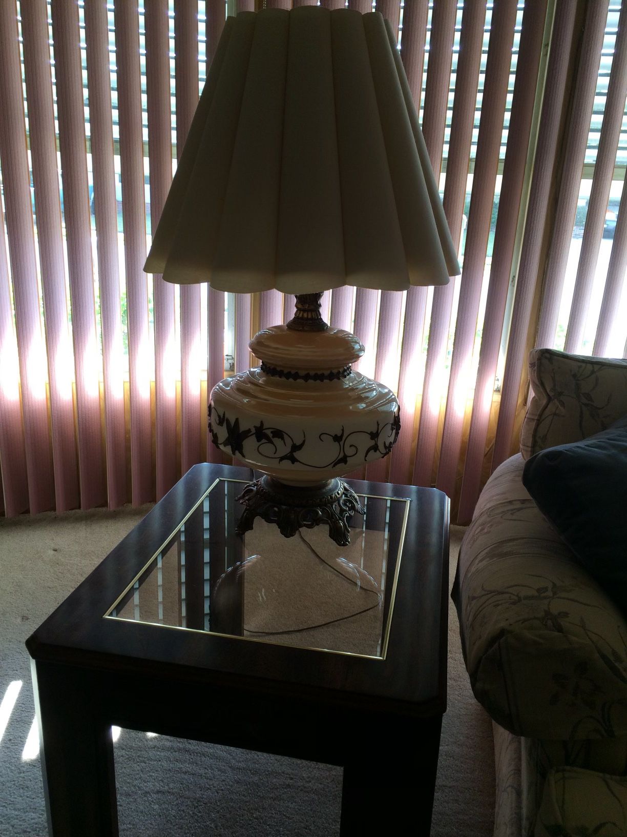2 Ginger Lamps With Shades