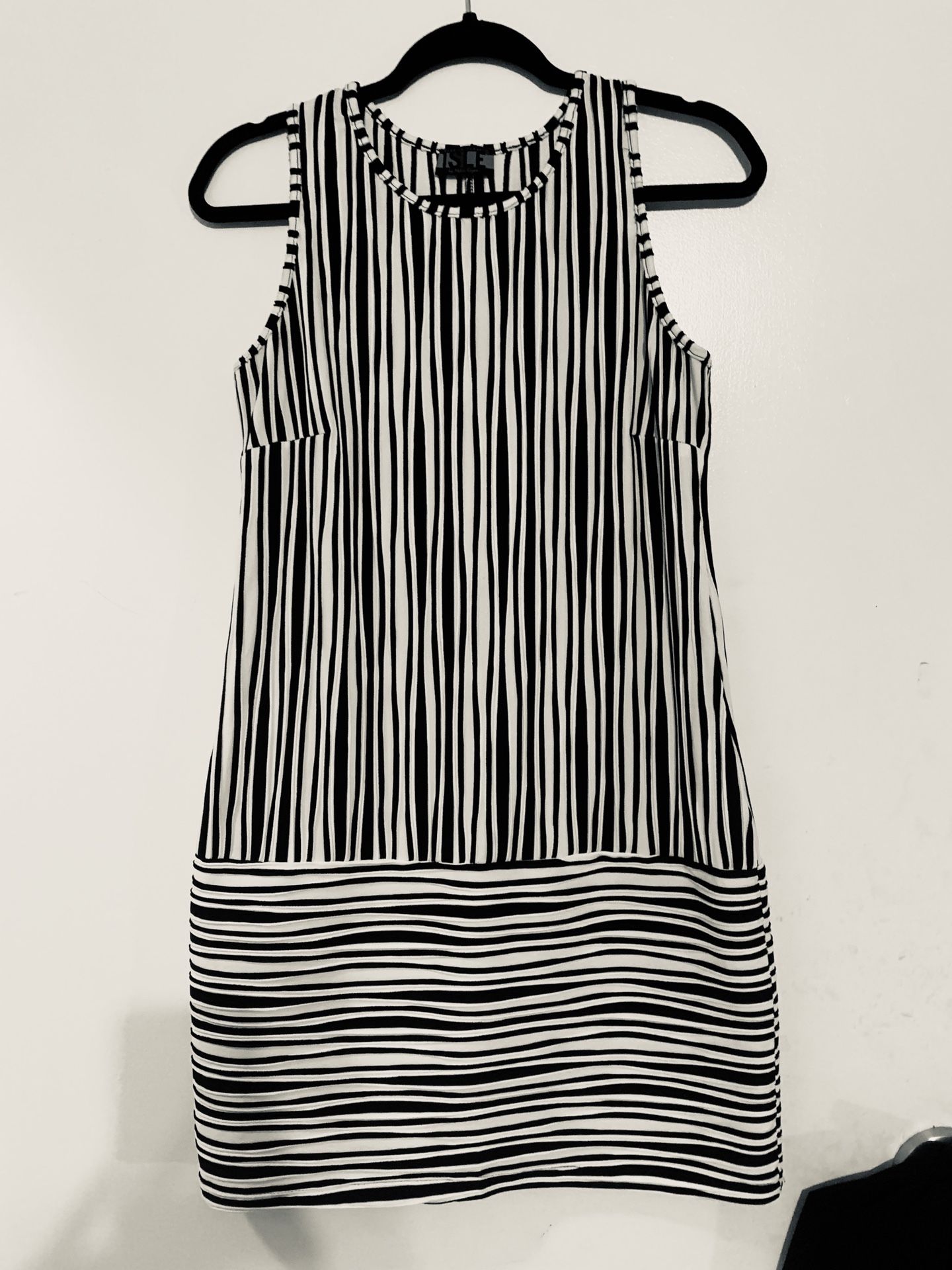 ISLE by Melis Kozan Mini Dress for Sale in Memphis, TN