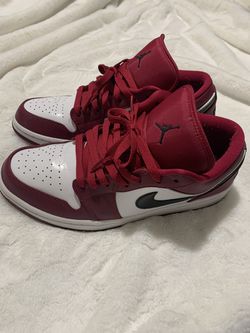 Air Jordan 1 Low, Noble Red, Size 9  Thumbnail