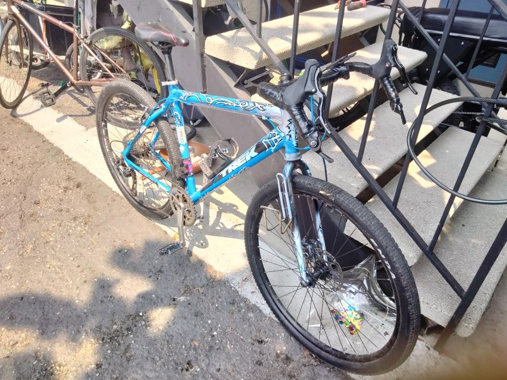 Trek Hybrid For Sale