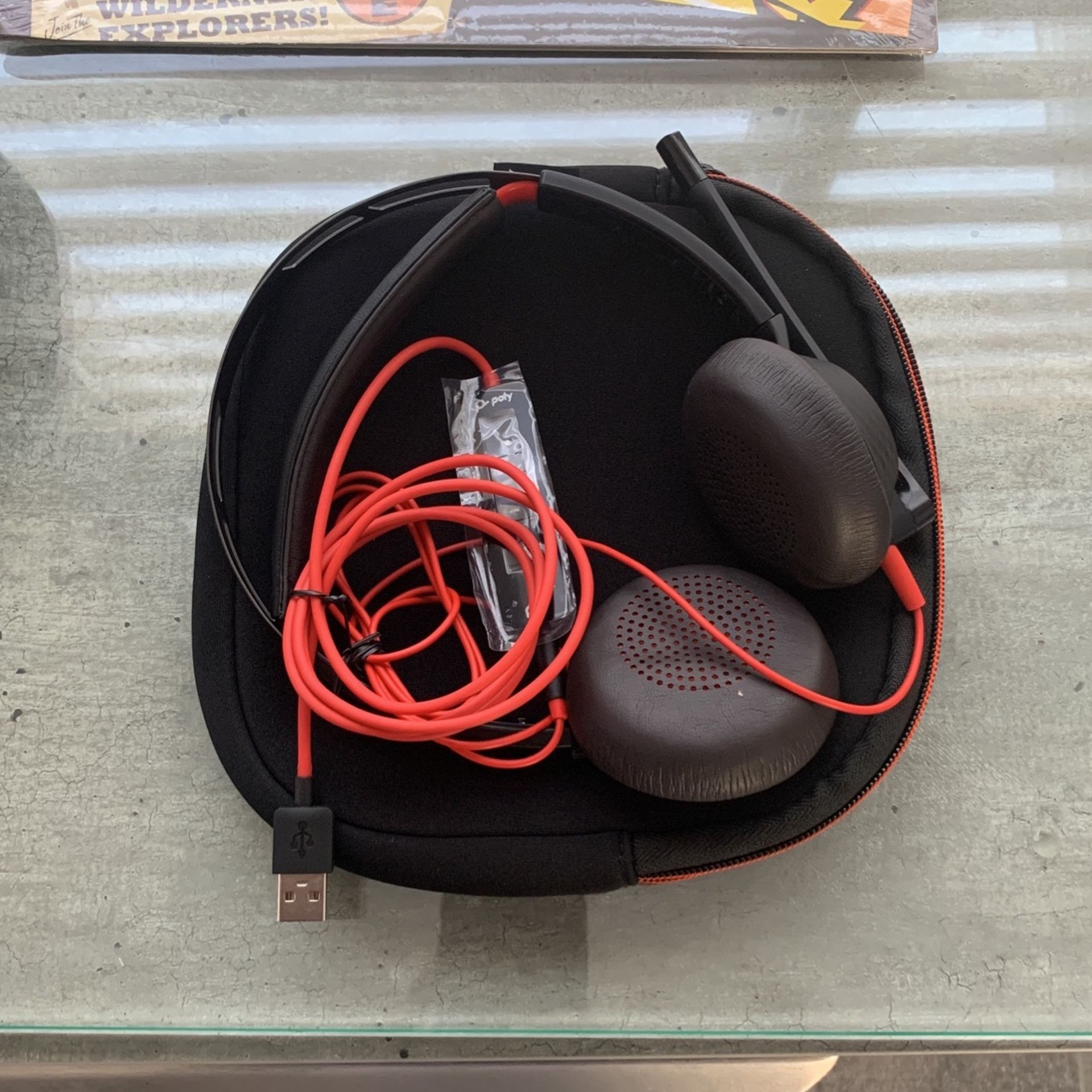 Poly Blackwire 5200 Headset